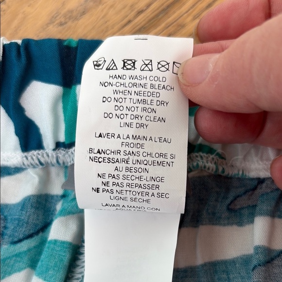 NWT La Blanca Tie Front Coverup Pants. Size Large - Picture 7 of 11